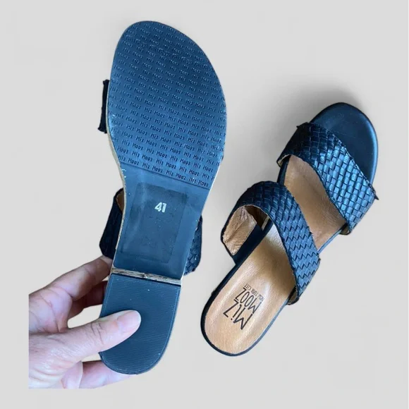 Miz Mooz Black Leather Sandal, Genna, NWOB, EU size 41/ US 10
